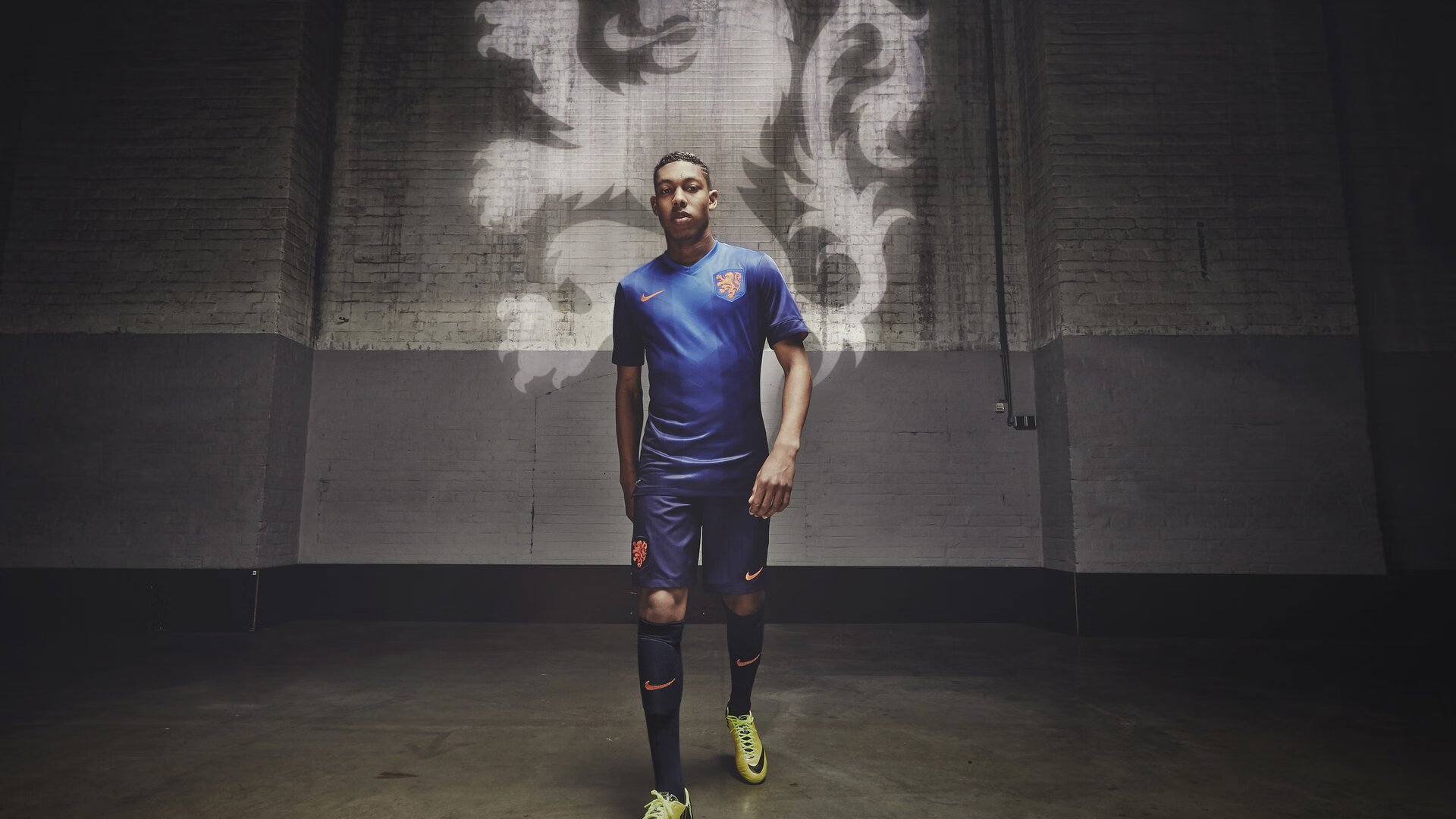 皮特·斯图斯：用强大身体对抗与精准战术助力南非团队，皮特温特斯坦